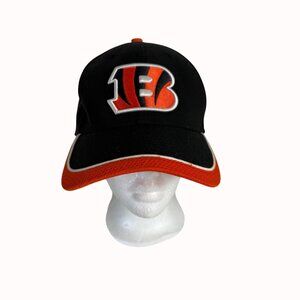 New Era NFL 39Thirty Bengals Baseball Hat Football M-L Black Orange Fitted Cap